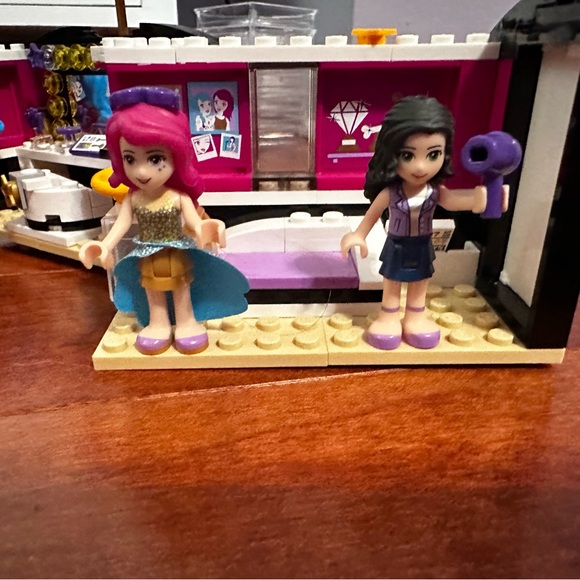 Lego Friends 41104 Pop Star Stage - Picture 3 of 7